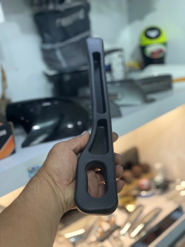 نظم دهنده کنار صندلی خودرو